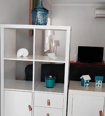 - E Castelo * ססימברה