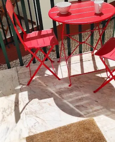 - E Castelo * 塞辛布拉