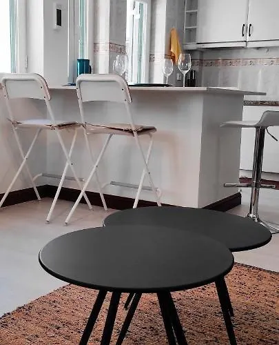 - E Castelo 度假居 塞辛布拉