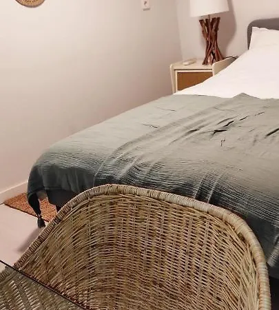 - E Castelo Semesterbostad