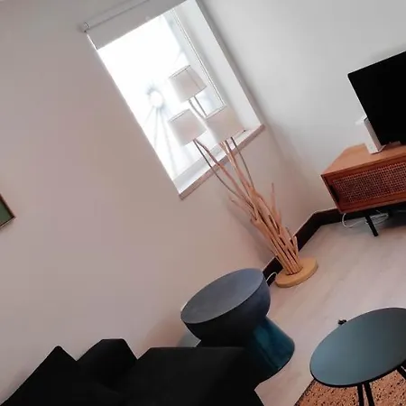 - E Castelo Sesimbra