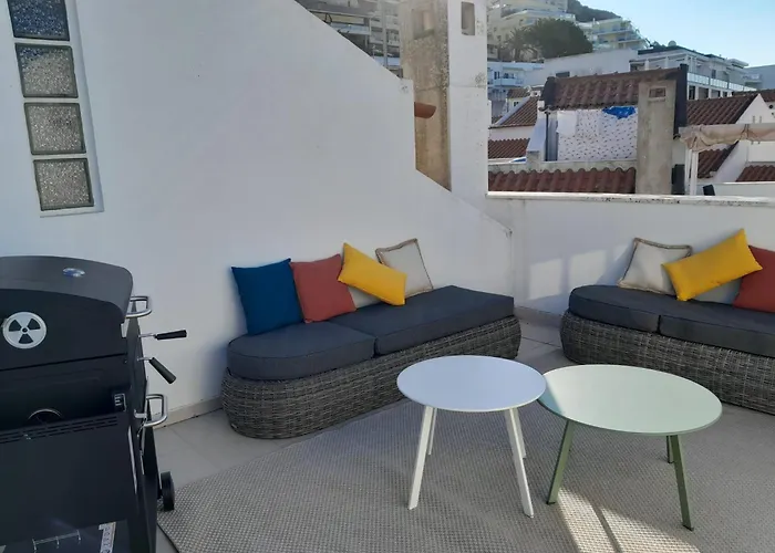 - E Castelo Σεσίμπρα